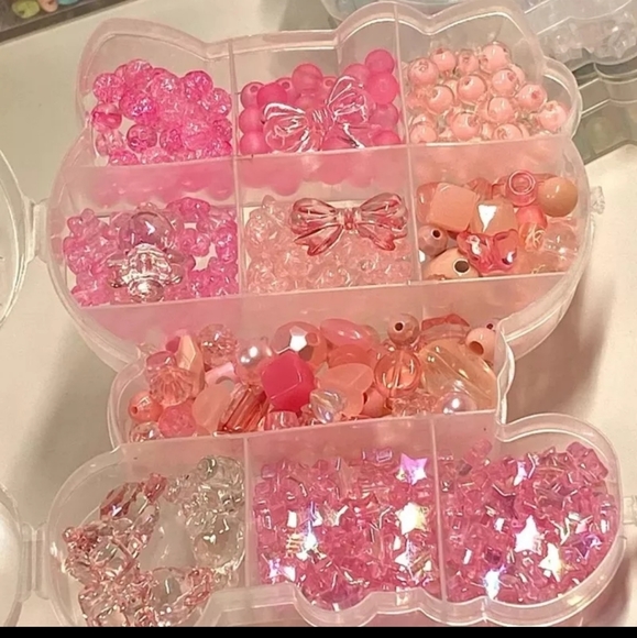 Hello Kitty Jewelry Box - Picture 7 of 13